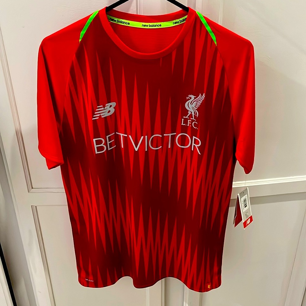 NWT 2018/19 New Balance LFC Liverpool Match Day Training Jersey | Size M | Red